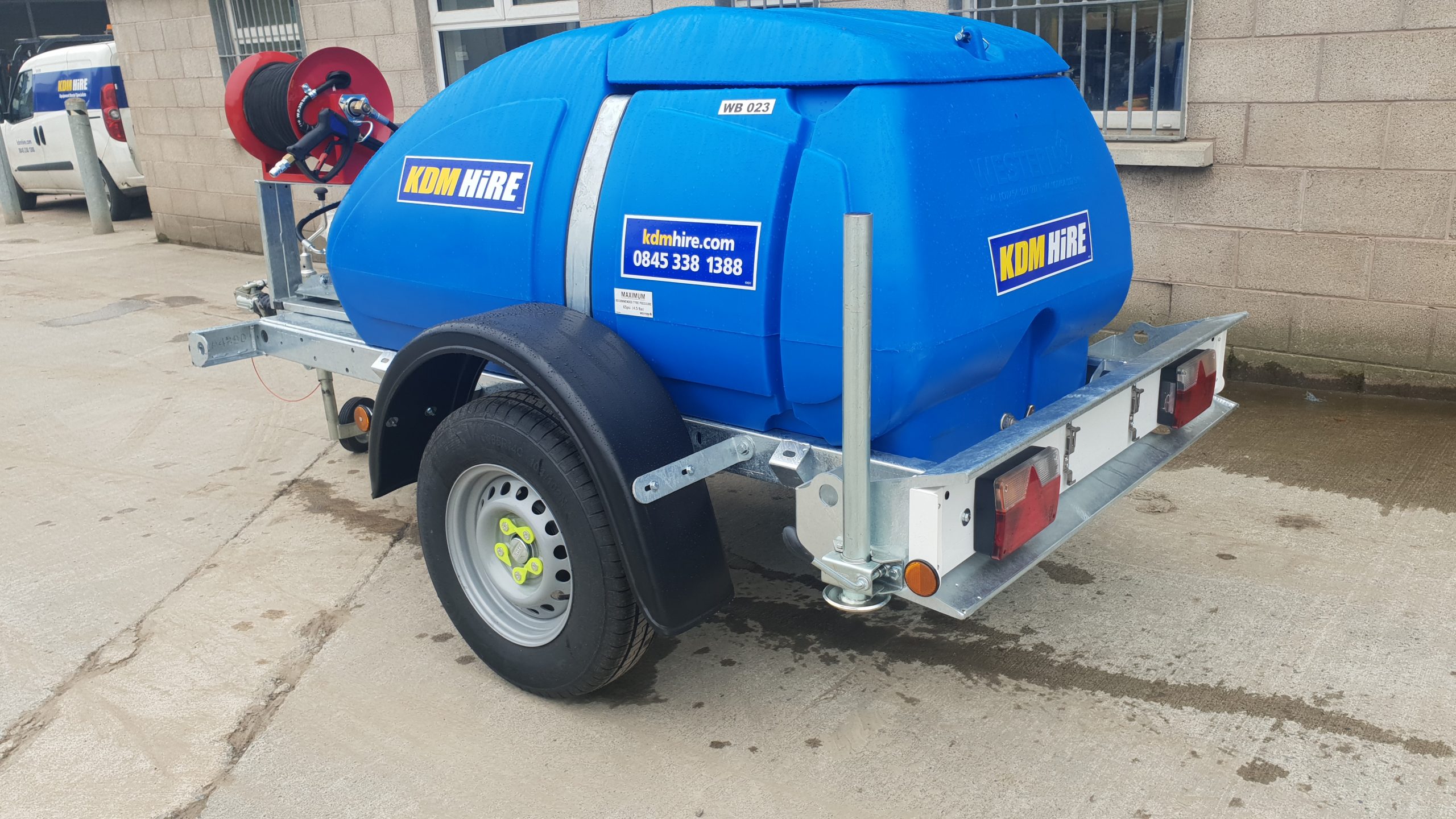 YANMAR 3000PSI DIESEL POWER WASHER BUILT ONTO 1100LTR FASTOW BOWSER ...